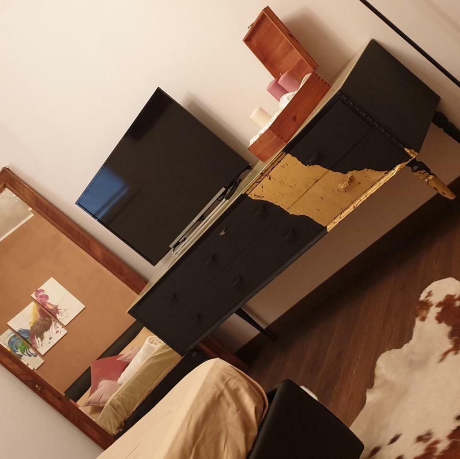 La Petite Maison เตรวิโซ ภายนอก รูปภาพ