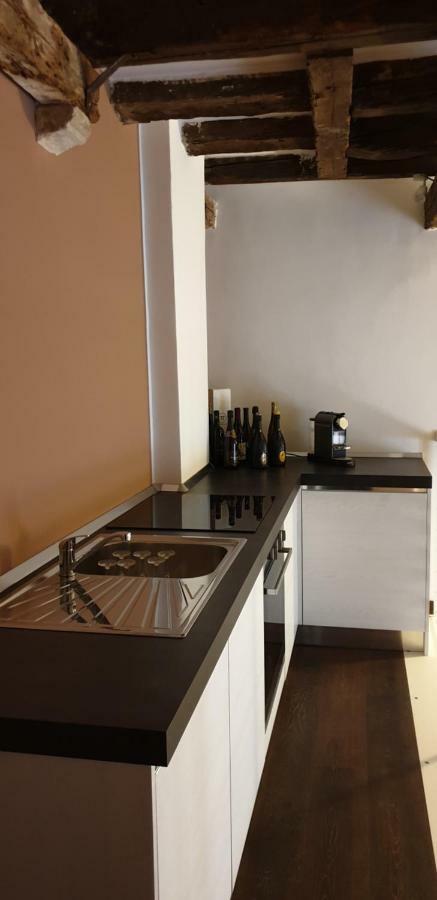 La Petite Maison เตรวิโซ ภายนอก รูปภาพ