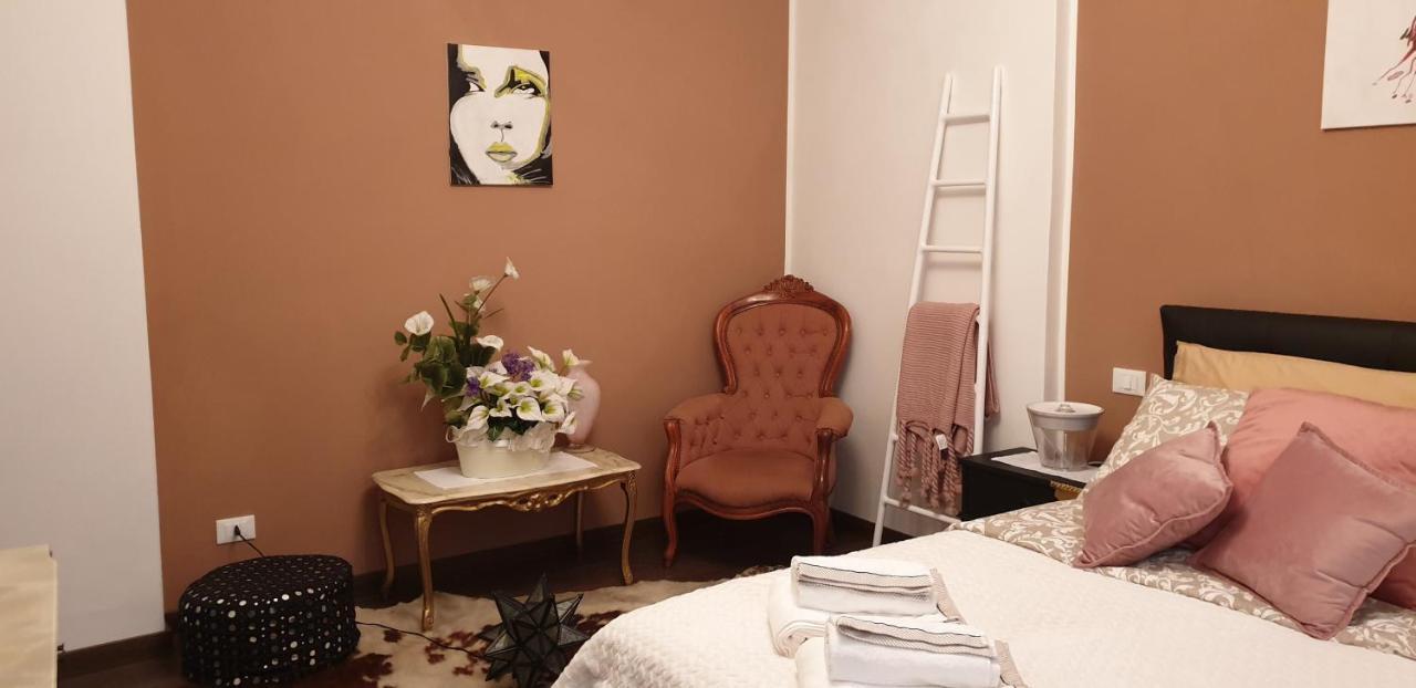 La Petite Maison เตรวิโซ ภายนอก รูปภาพ